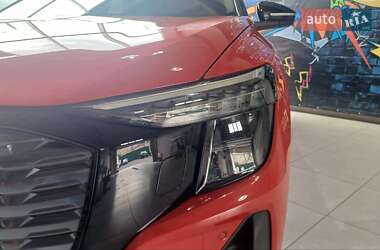 Внедорожник / Кроссовер Audi Q5 e-tron 2022 в 