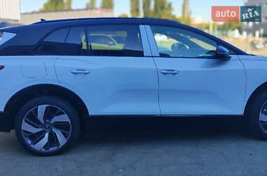 Внедорожник / Кроссовер Audi Q5 e-tron 2024 в 