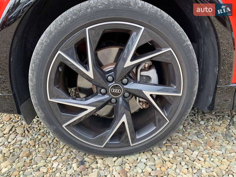 Внедорожник / Кроссовер Audi Q5 e-tron 2022 в Стрые