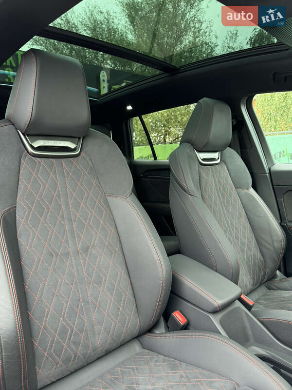 Позашляховик / Кросовер Audi Q5 e-tron 2022 в Києві