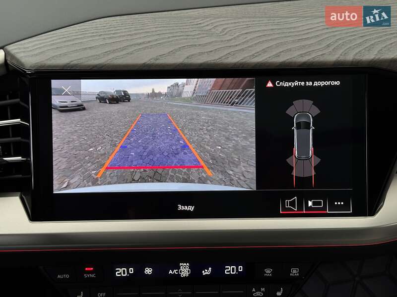 Позашляховик / Кросовер Audi Q5 e-tron 2022 в Києві