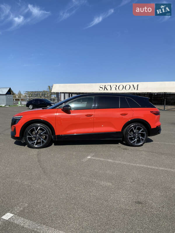 Внедорожник / Кроссовер Audi Q5 e-tron 2022 в Киеве фото 12 Внедорожник / Кроссовер Audi Q5 e-tron 2022 в Киеве