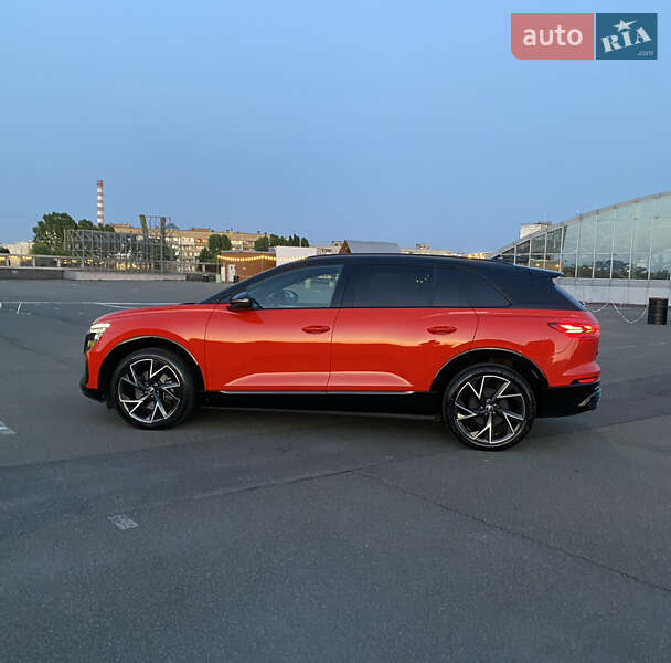 Внедорожник / Кроссовер Audi Q5 e-tron 2022 в Киеве фото 6 Внедорожник / Кроссовер Audi Q5 e-tron 2022 в Киеве