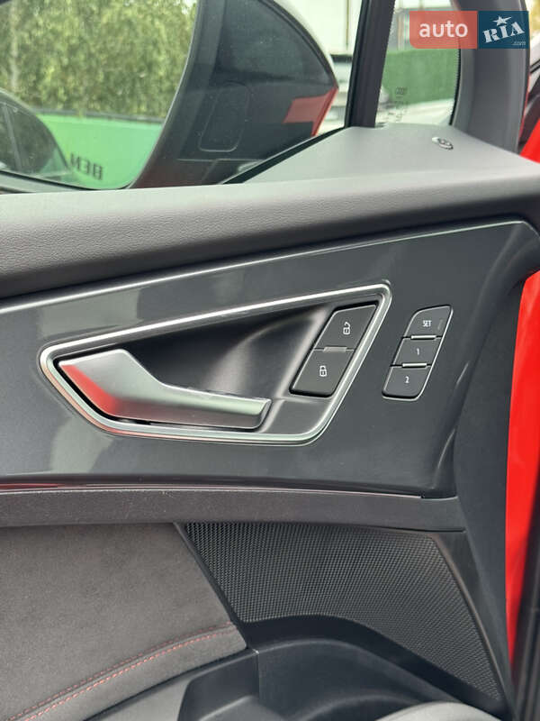 Внедорожник / Кроссовер Audi Q5 e-tron 2022 в Киеве фото 19 Внедорожник / Кроссовер Audi Q5 e-tron 2022 в Киеве