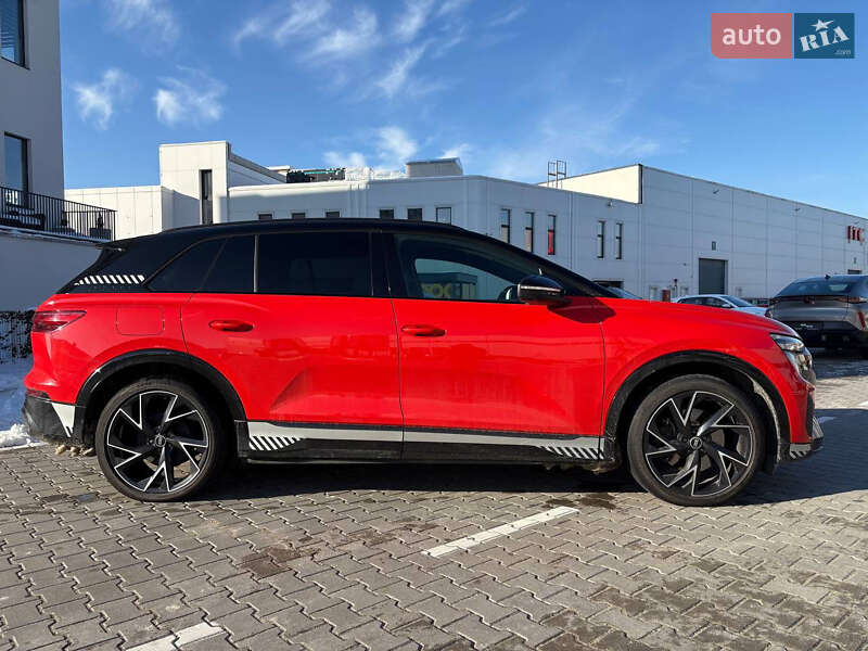 Внедорожник / Кроссовер Audi Q5 e-tron 2022 в Киеве фото 10 Внедорожник / Кроссовер Audi Q5 e-tron 2022 в Киеве