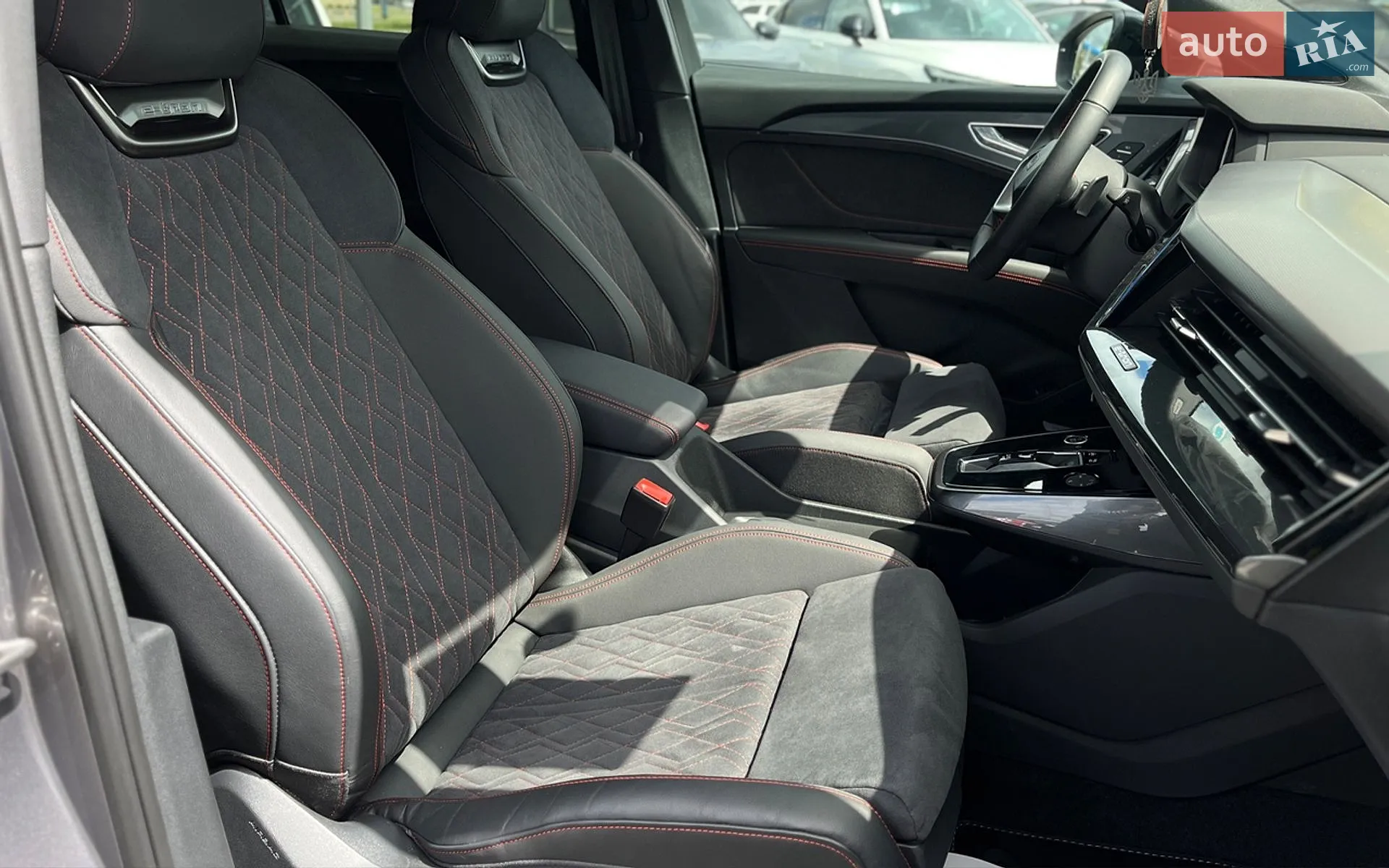 2022 Audi Q5 - мініатюра 21