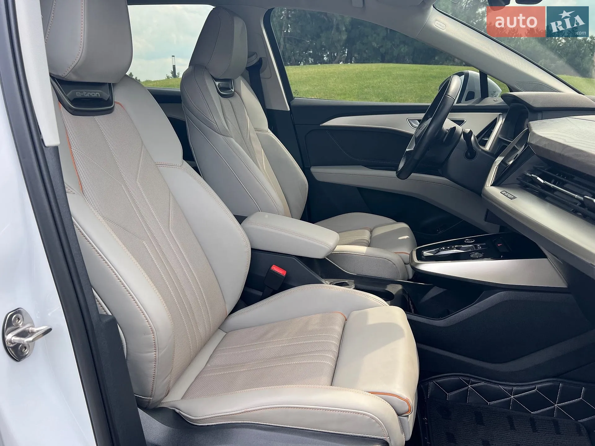2022 Audi Q5 - мініатюра 23