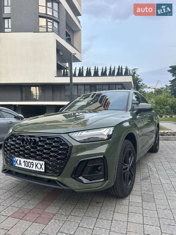 Внедорожник / Кроссовер Audi Q5 Sportback 2023 в Львове