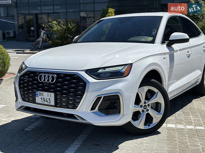 Внедорожник / Кроссовер Audi Q5 Sportback 2022 в Львове