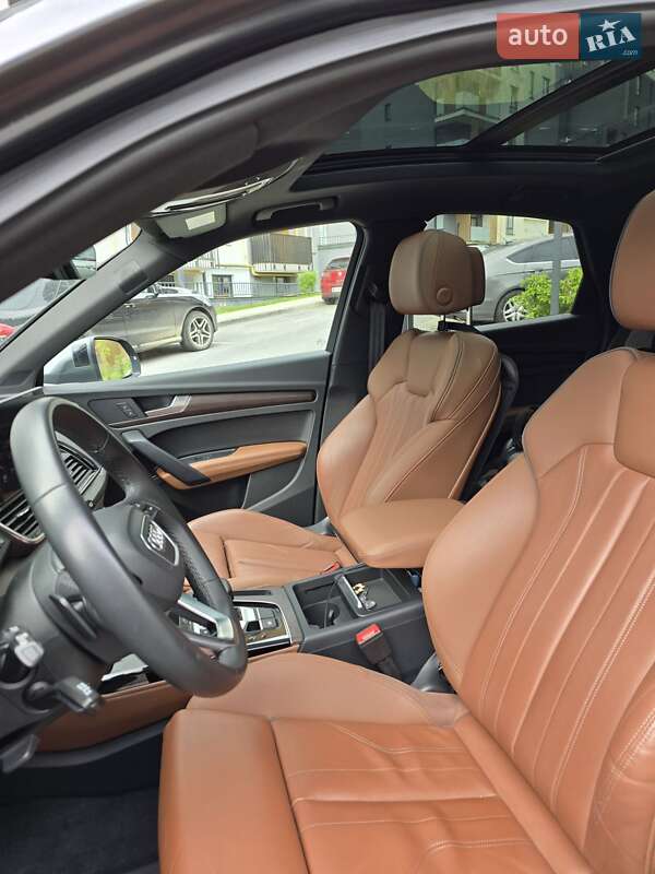 Внедорожник / Кроссовер Audi Q5 Sportback 2022 в Львове