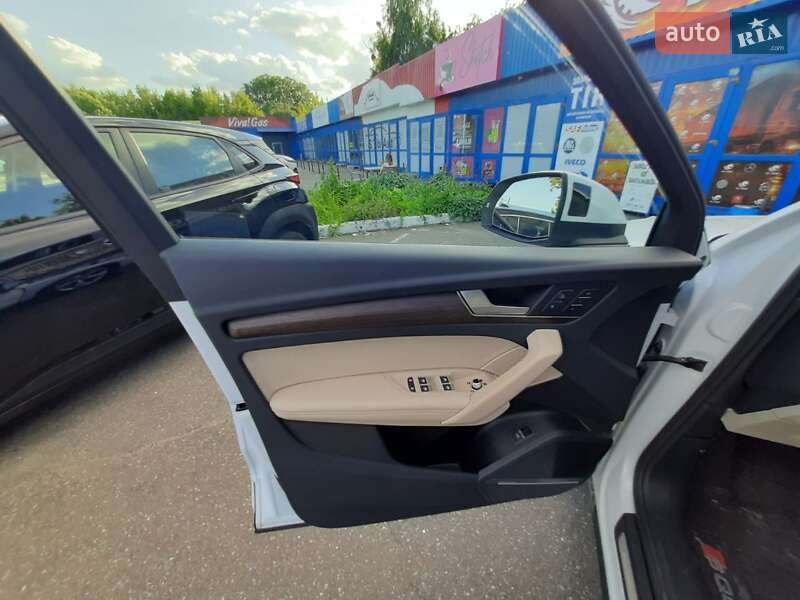 Внедорожник / Кроссовер Audi Q5 Sportback 2021 в Киеве