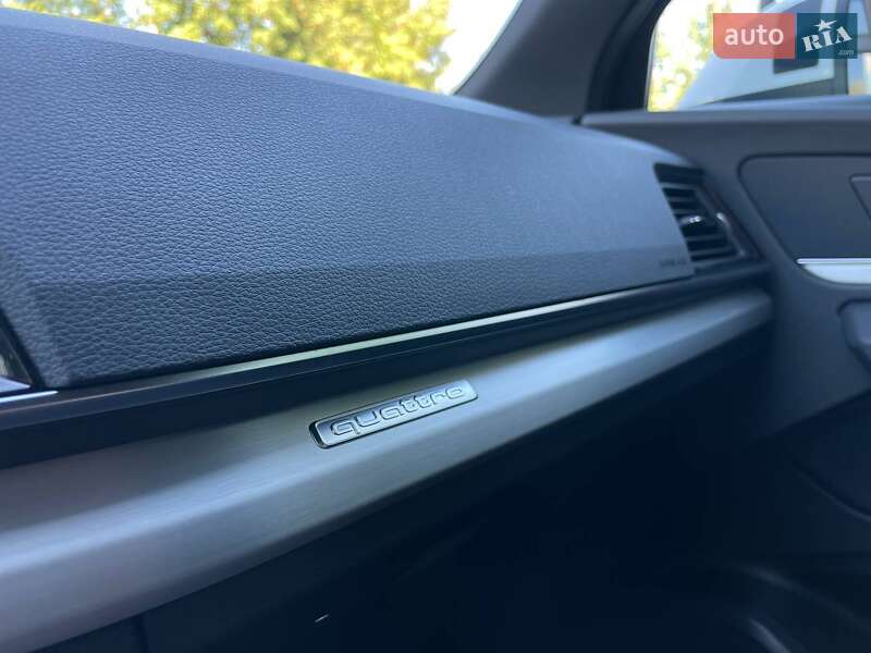 Внедорожник / Кроссовер Audi Q5 Sportback 2021 в Киеве