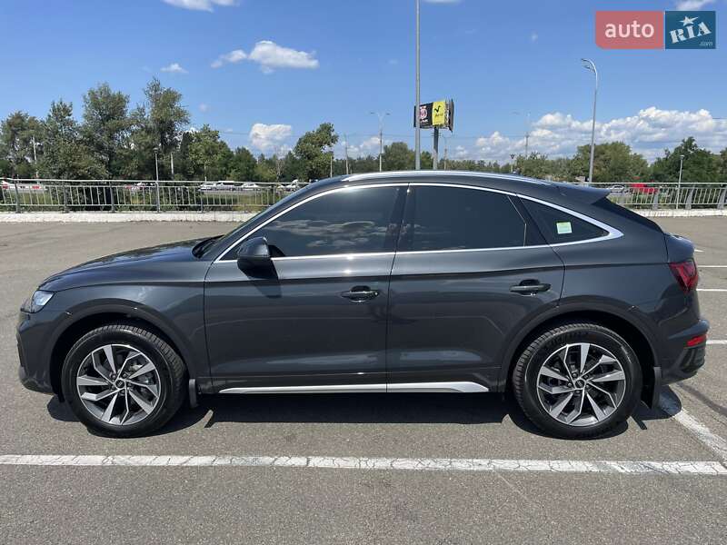 Внедорожник / Кроссовер Audi Q5 Sportback 2022 в 