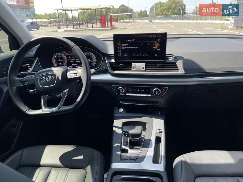 Позашляховик / Кросовер Audi Q5 Sportback 2022 в Києві