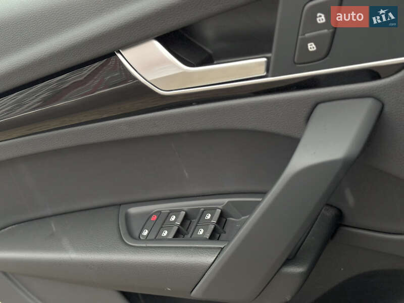 Внедорожник / Кроссовер Audi Q5 Sportback 2023 в Киеве