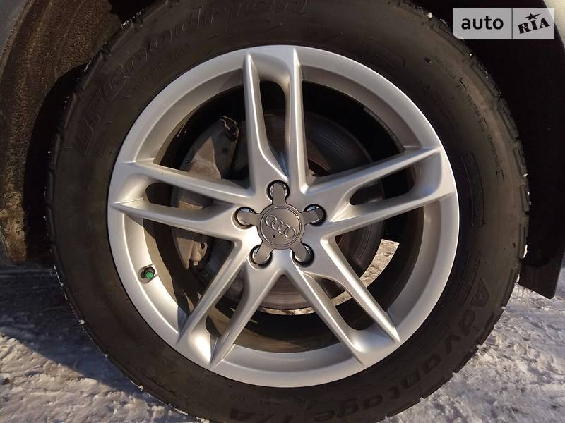 Внедорожник / Кроссовер Audi Q5 2012 в Киеве