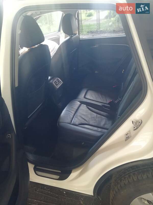 Внедорожник / Кроссовер Audi Q5 2013 в Луцке