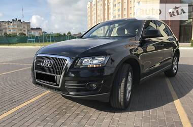 Позашляховик / Кросовер Audi Q5 2011 в 