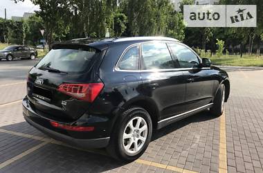 Позашляховик / Кросовер Audi Q5 2011 в 