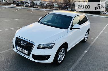 Внедорожник / Кроссовер Audi Q5 2012 в Киеве