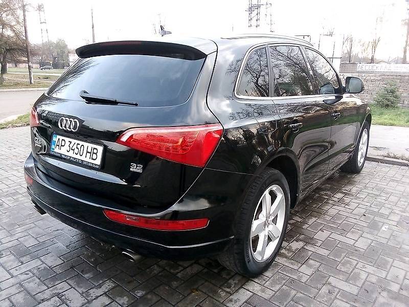 Позашляховик / Кросовер Audi Q5 2010 в Запоріжжі