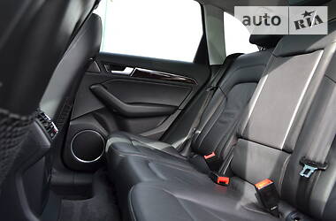 Позашляховик / Кросовер Audi Q5 2013 в 