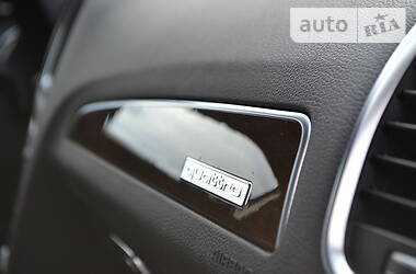Позашляховик / Кросовер Audi Q5 2013 в 