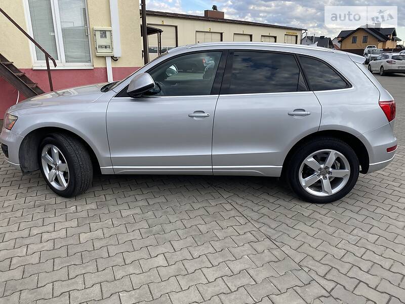 Позашляховик / Кросовер Audi Q5 2011 в Луцьку фото 5 Позашляховик / Кросовер Audi Q5 2011 в Луцьку