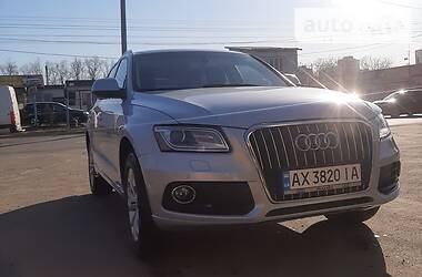 Позашляховик / Кросовер Audi Q5 2013 в 