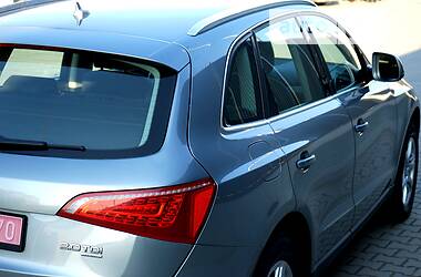 Позашляховик / Кросовер Audi Q5 2010 в 