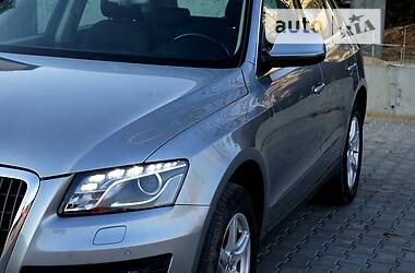 Позашляховик / Кросовер Audi Q5 2010 в 