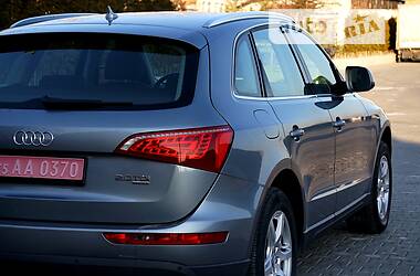 Позашляховик / Кросовер Audi Q5 2010 в 