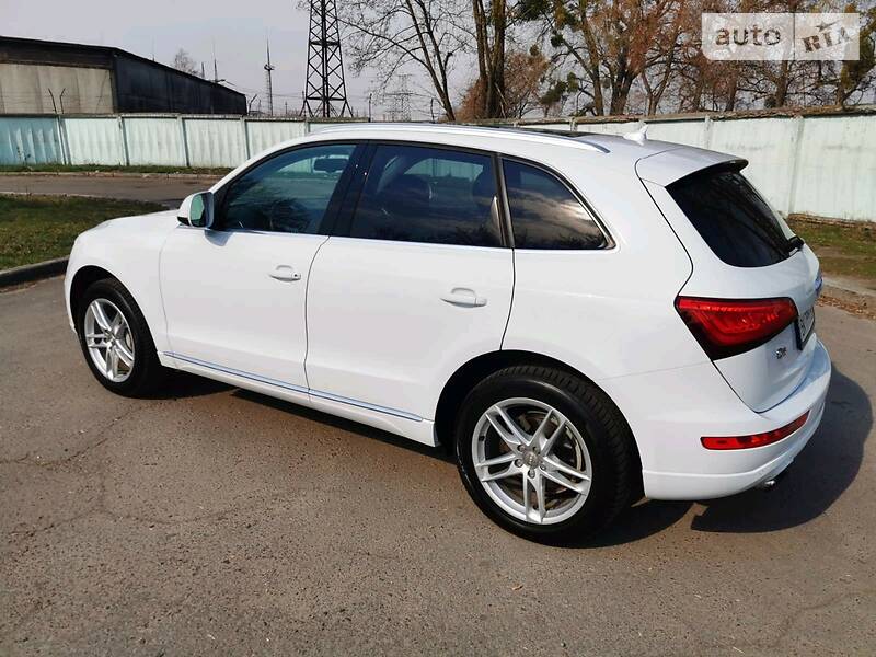 Позашляховик / Кросовер Audi Q5 2013 в Рівному