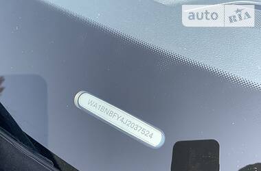 Позашляховик / Кросовер Audi Q5 2017 в 