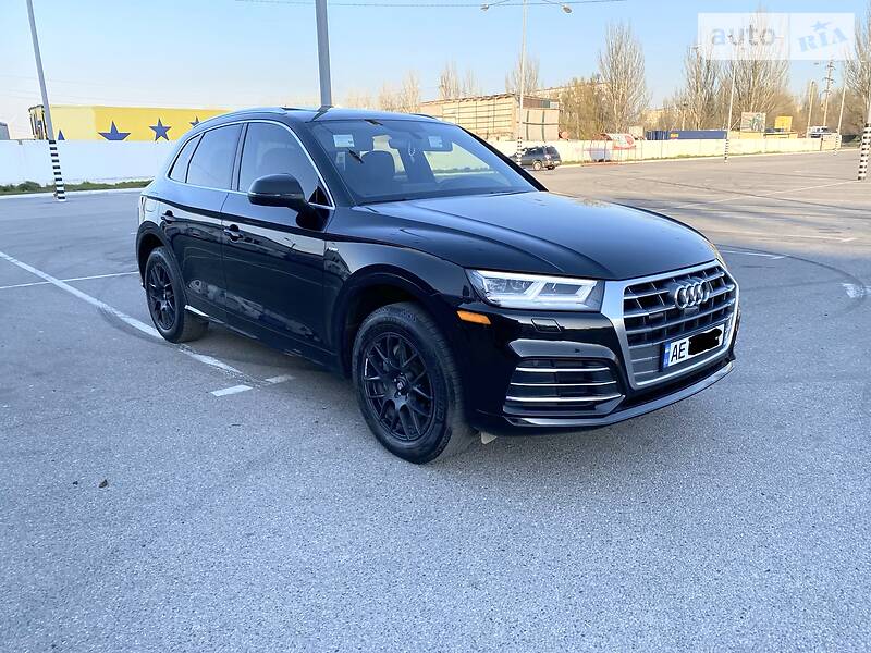 Позашляховик / Кросовер Audi Q5 2018 в Дніпрі