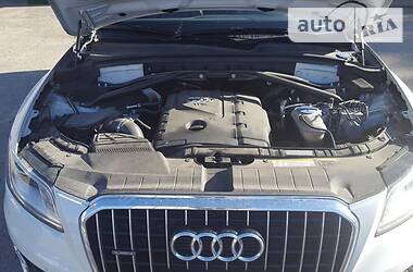 Позашляховик / Кросовер Audi Q5 2015 в 