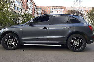 Позашляховик / Кросовер Audi Q5 2010 в 