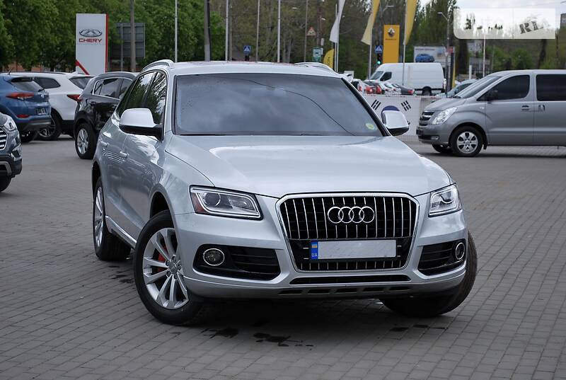 Позашляховик / Кросовер Audi Q5 2013 в 