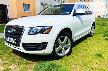 Внедорожник / Кроссовер Audi Q5 2011 в Виннице