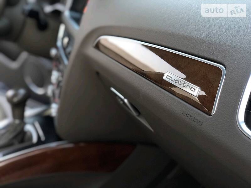 Позашляховик / Кросовер Audi Q5 2015 в Львові