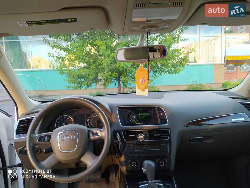 Позашляховик / Кросовер Audi Q5 2012 в Сумах