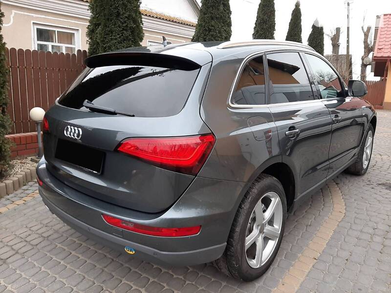 Позашляховик / Кросовер Audi Q5 2013 в Тернополі
