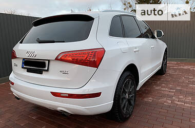 Внедорожник / Кроссовер Audi Q5 2012 в Сарнах