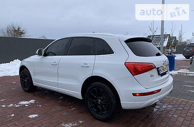 Внедорожник / Кроссовер Audi Q5 2012 в Сарнах