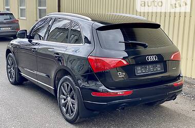 Позашляховик / Кросовер Audi Q5 2010 в 
