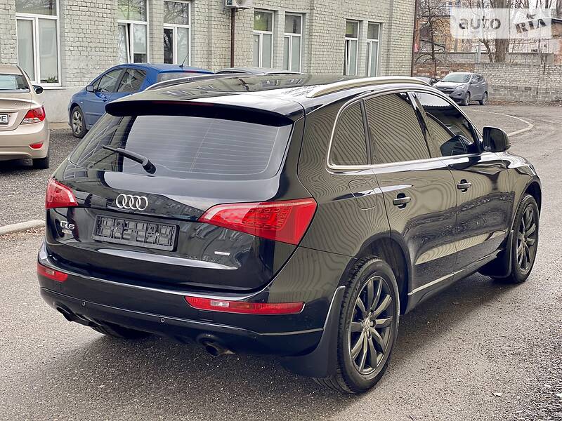 Позашляховик / Кросовер Audi Q5 2010 в Києві