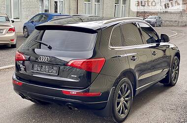 Позашляховик / Кросовер Audi Q5 2010 в 