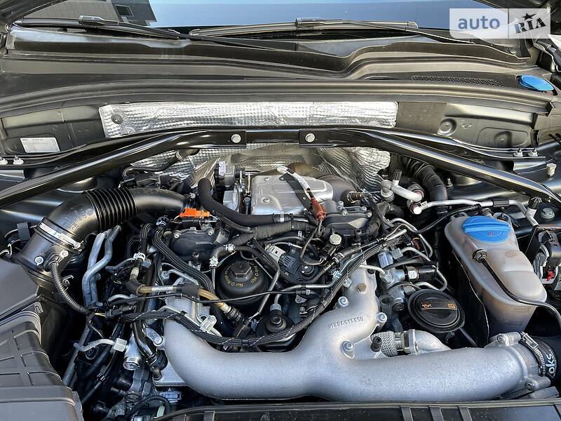 Позашляховик / Кросовер Audi Q5 2012 в Луцьку