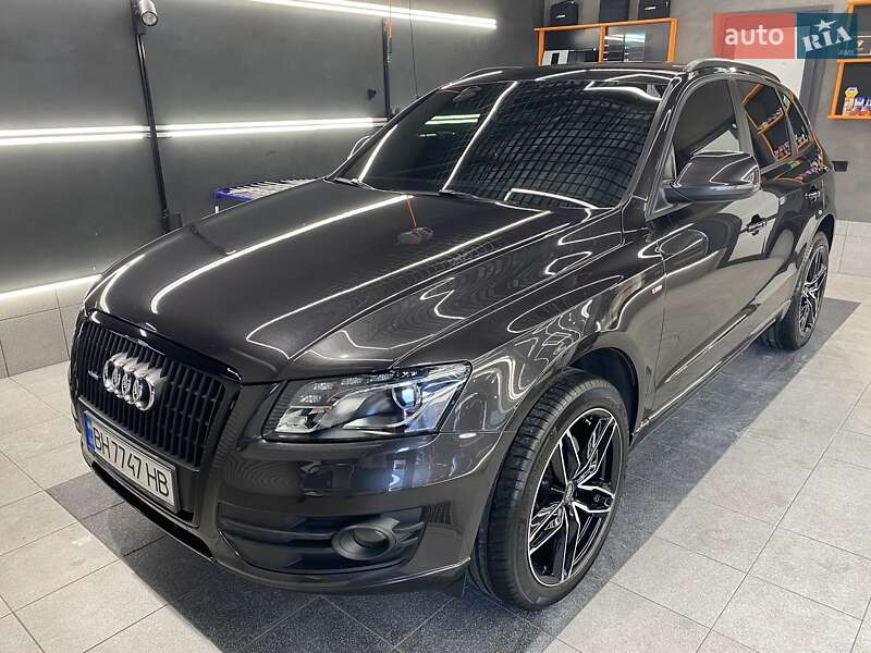Позашляховик / Кросовер Audi Q5 2011 в Одесі