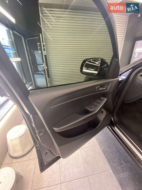 Позашляховик / Кросовер Audi Q5 2011 в Одесі